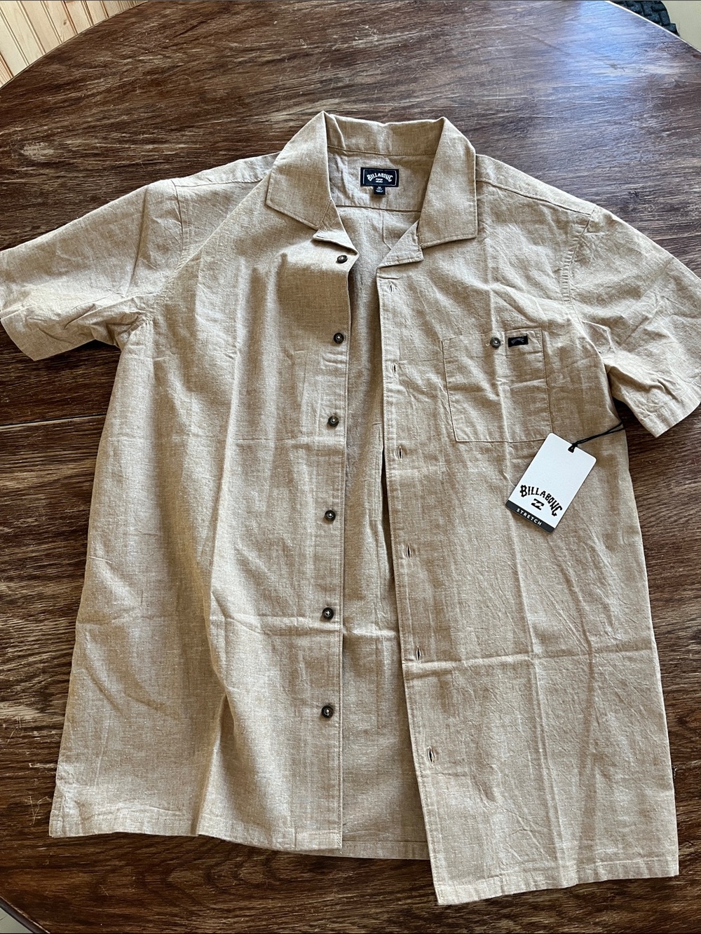 Billabong Men's Beige Short Sleeve Button-Down Shirt